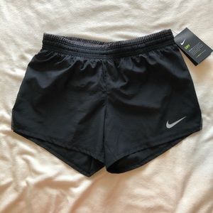 Nike Dry Fit Running Shorts Women’s XS Brand New